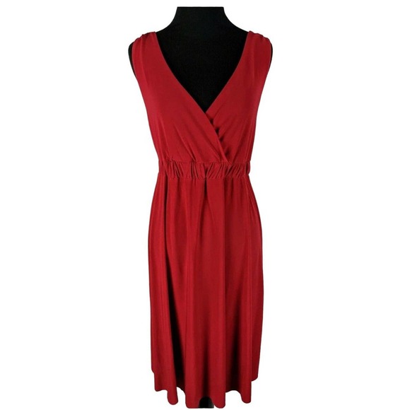 Metro 7 Dresses & Skirts - Metro 7 Sz M Women's Red Vneck Scoop Back Sexy Knit Swing Dress